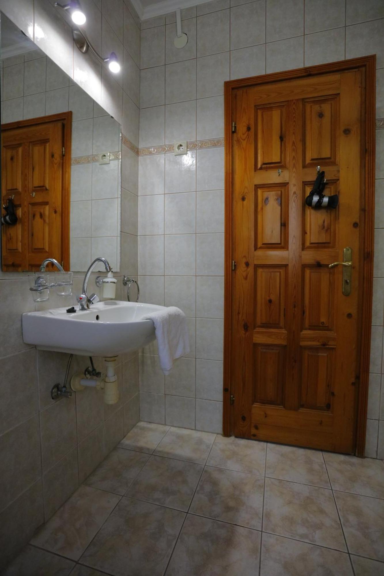 Hotel Szent Istvan เอ็กเกอร์ ภายนอก รูปภาพ