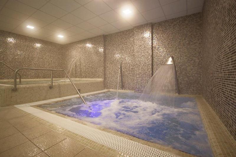 Hotel Szent Istvan เอ็กเกอร์ ภายนอก รูปภาพ