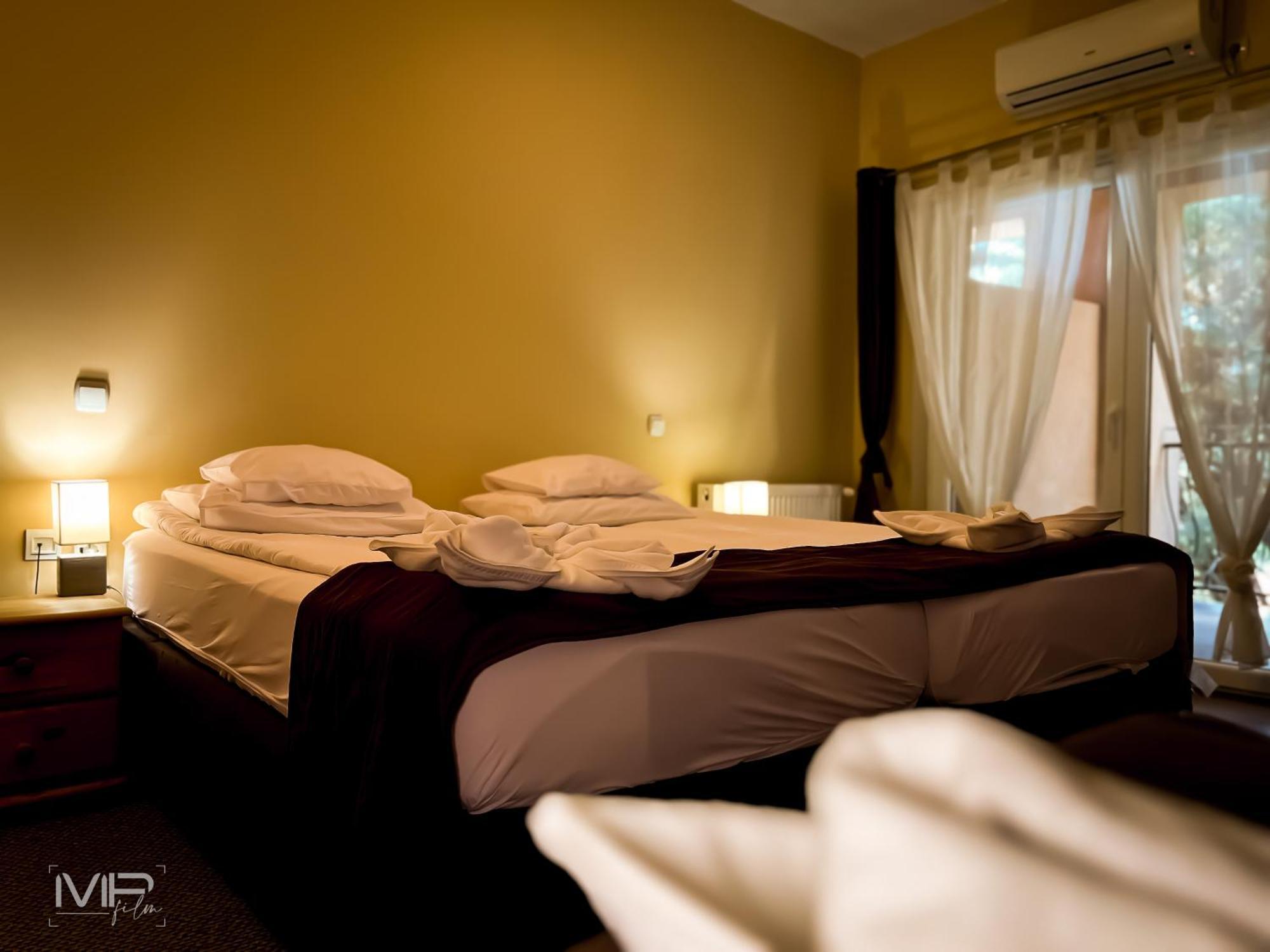 Hotel Szent Istvan เอ็กเกอร์ ภายนอก รูปภาพ